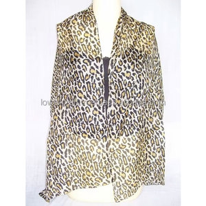 Écharpe en soie légère pour femme, 100 % soie, imprimé tigre, motif géométrique, longue, style indien, en twill, design carré, sérigraphie élégante - Product Image 3