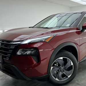 Nissan Rogue SV AWD SUV PREMIUM Deluxe - Product Image 1