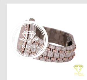 Reloj de Lujo Exclusivo con Piedras de Moissanita con Apariencia de Diamante y Diseño de Brazalete de Dos Tonos - Product Image 2