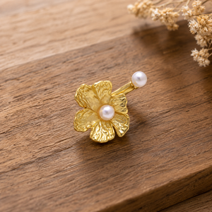 Elegante Anillo Ajustable de Diseño con Flor de Margarita Texturizada y Perla Blanca, Chapado en Oro de 18K, para Mujer, Joyería de Boda - Product Image 6
