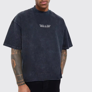 Camiseta de hombre oversize con hombros caídos, corte holgado, de algodón grueso, estilo streetwear, informal, moderna, para verano. - Product Image 1