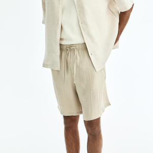 Shorts en lin beige pour homme, taille mi-haute, cordon de serrage, tissu tissé décontracté, style été - Product Image 4