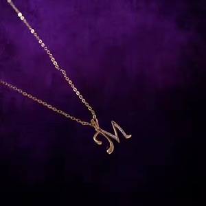 Collar con Colgante de Letra M Chapado en Oro Rosa con Circonita Cúbica Engastada, Joyería Clásica Unisex de Aleación - Product Image 6