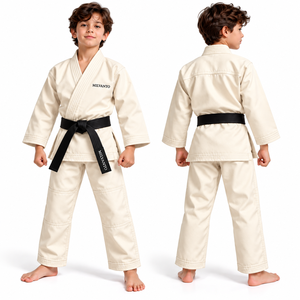 Kimono de karaté blanc personnalisé pour enfants, uniforme d'arts martiaux, tenue d'entraînement de judo avec ceinture - Product Image 1