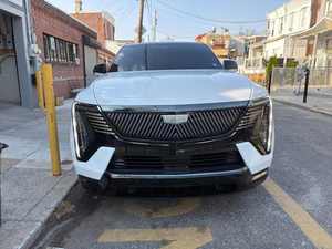 Obtenez un SUV électrique de luxe pleine grandeur d'occasion 2026, édition IQ - Product Image 1