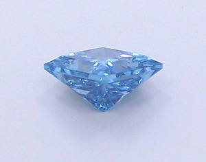 Diamant de laboratoire CVD de qualité supérieure, taille princesse, bleu vif, clarté VS1, finition excellente, pierre précieuse rare pour bijoux sur mesure - Product Image 2