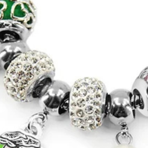   Bracelet de perles Shield pour femmes, élégant, vert, rose et or, charme en perles, bijoux tendance, accessoire de poignet stylé - Product Image 4