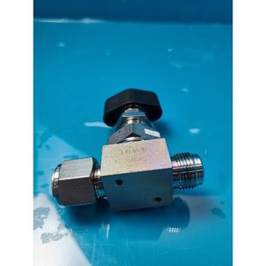 FUJIKIN C.NO.076778 Utilisé comme pièce détachée pour équipement semi-conducteur d'occasion - Product Image 6