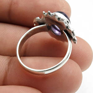 Anillo de Plata de Ley 925 de Diseño, Anillo Hecho a Mano con Gema de Amatista de Corte Ovalado, Anillo de Estilo Boho con Bonito Diseño a Precio de Mayoreo - Product Image 2