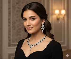 Conjunto de Collar Tribal de Latón Hecho a Mano en Oferta, con Joyería Étnica Audaz para Danza Folclórica, Eventos Culturales y Uso en Estilismo de Moda - Product Image 2