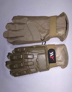 Guantes de Paintball de Alta Calidad con Acolchado Absorbente de Impactos, Protección Reforzada en los Nudillos, Correa de Muñeca Ajustable, Duraderos y Tácticos - Product Image 5