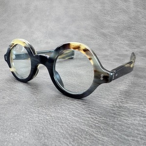 Gafas Redondas Ajustables Hechas a Mano con Montura de Cuerno, Estilo Artesanal Antiguo, Ecológicas, de Arte Moderno y Coleccionables - Product Image 2