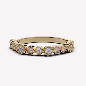 Bague de mariage en diamant en or massif 10K 14K, sertie à griffes, délicate, moderne, de luxe, à taille ronde, diamant de laboratoire, pour usage quotidien, élégante - Product Image 1