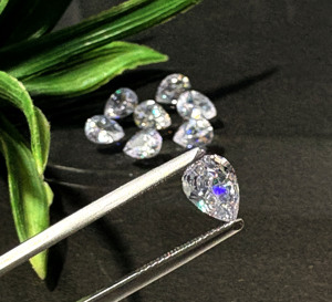 Moissanite blanche D VVS-VS de laboratoire, taille poire, certifiée GRA, effet de couleur/feu, pierres précieuses en vrac pour la fabrication de bijoux, KGN SILVER - Product Image 5