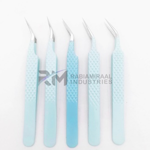 Pince à cils RABIAMIRAAL INDUSTRIES en acier inoxydable, pointe de précision, surface lisse, logo personnalisé, revêtement bleu RMI-AS-EET-171072 - Product Image 6