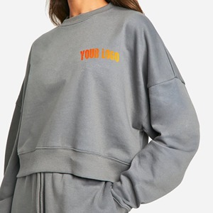 Sweat-shirt gris à col rond pour femme, logo personnalisé imprimé, manches longues, vêtement décontracté d'automne, 100% coton tricoté respirant, longueur courte - Product Image 5