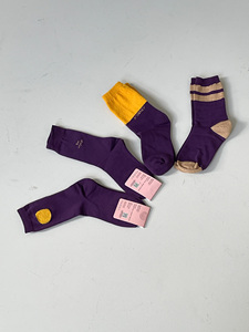 Calzini Viola da Donna in Misto Cotone Traspiranti per Uso Quotidiano Stile Regolare Autunnale Tinta Unita Lavorati a Maglia - Product Image 2