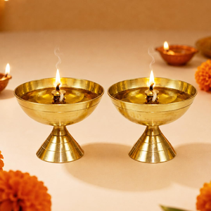 Lámpara de aceite de latón puro, diseño de cuenco redondo Deepam, acabado dorado, Diya tradicional para Puja, Mandir, templo en casa, festival Diwali, adoración - Product Image 1