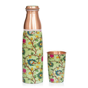 Botella de Agua de Cobre con Diseño Floral y Taza a Juego, Portátil para Viajes, Diseño con Patrón Verde - Product Image 3
