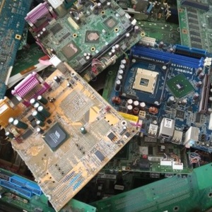 Placas Base de Computadora Surtidas para Reciclaje - Product Image 1