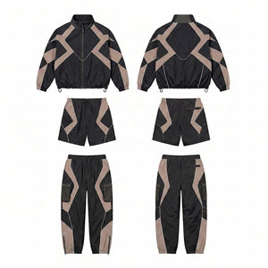 Conjunto Deportivo Cortavientos Impermeable para Hombre con Logotipo Personalizado - Ropa Deportiva Ligera de Nailon - Product Image 1