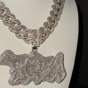 Ronda y Baguette Moissanite Diamante Plata esterlina Chapado en oro Hip Hop Iced Out Colgantes de moda personalizados a precio al por mayor - Product Image 1