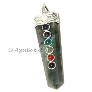 Pendentif en pierre semi-précieuse artisanale pierre précieuse de guérison Lapis avec terminaison grenat pour des effets de guérison optimaux - Product Image 5