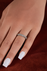 Bague d'éternité en argent sterling 925 avec moissanite taille ronde, plaquée platine, sertie de griffes, de luxe, pour femme - Product Image 4