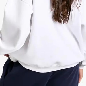 Sweat-shirt élégant à col en V pour femmes, pour les acheteurs en gros, prix avantageux, collection hiver décontractée pour femmes / Matière respirante pour plus de confort - Product Image 5