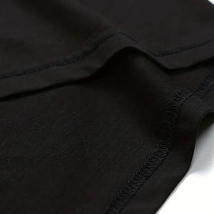 Camiseta moderna con pedrería y diseño brillante, tela suave y transpirable, ajuste cómodo, perfecta para atuendos elegantes de diario. - Product Image 6