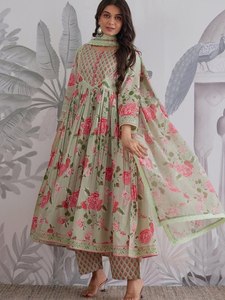 Kurta Anarkali de algodón puro para fiesta, con hermoso estampado floral y trabajo artesanal, manga larga, combinada con pantalón y dupatta. - Product Image 3