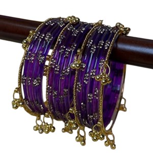 Bracelets en verre décoratifs fabriqués à la main au Pakistan, fabrication professionnelle, bracelets kashmiris pour femmes, vente en gros de bijoux kashmiris - Product Image 1