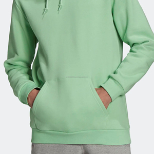 Sudadera con Capucha para Hombre, Corte Regular, Tejido Grueso, 70% Algodón, 30% Poliéster Reciclado, Estilo Essentials Trefoil, Color Verde Menta Oscuro - Product Image 5