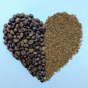 Café Instantáneo Liofilizado al Por Mayor, Precio de Fábrica, Aroma Fuerte, Sabor Suave, Gránulos Dorados, OEM, Marca Privada, Suministro a Granel, 25 kg - Product Image 5