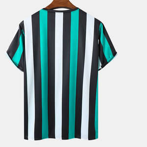 Camisetas Versátiles para Hombre de Fabricante |   Costura Doble Aguja Resistente |   Camiseta Básica de Corte Moderno |   Ropa Cómoda para Uso Diario - Product Image 2