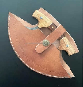 Cuchillo para Pizza de Acero de Damasco Hecho a Mano de Alta Calidad con Mango de Madera y Funda de Cuero - Product Image 2