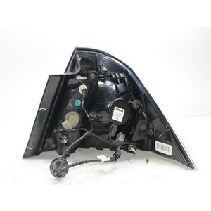ไฟท้ายรถมือสอง Taurus ซ้าย รุ่น 8T5313B505A - Product Image 5
