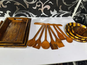 Plateau pour servir des aliments, des boissons et des collations dans la cuisine à domicile, sur la table à manger et dans les restaurants, fourniture en gros, fabrication artisanale en bois naturel - Product Image 3