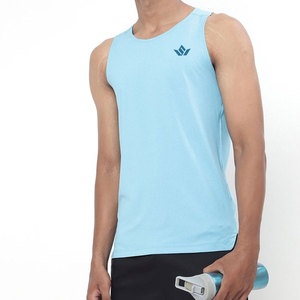 เสื้อกล้ามออกกำลังกายแบบแห้งเร็วสีฟ้าอ่อนสำหรับผู้ชาย คอกลม ทรงสปอร์ต ไม่มีแขน - Product Image 1