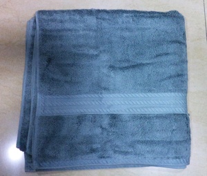 Serviette de bain en coton pour adultes - Séchage rapide et écologique pour usage domestique - Product Image 4