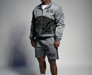 2026 Custom Light Weight Nylon <b>Tracksuit</b> Windbreaker Short Set Reflective Zip Up Nylon <b>Polyester</b> Contrast Windbreaker Short Set - Product Image 6