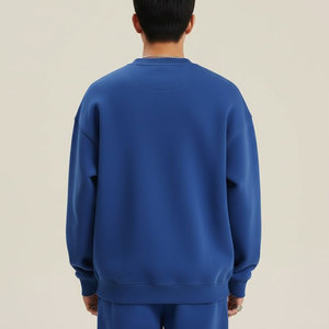 Sweat-shirt épais pour homme, idéal pour un style streetwear décontracté au quotidien, avec une coupe confortable, une sensation de chaleur et un style moderne et épuré. - Product Image 2