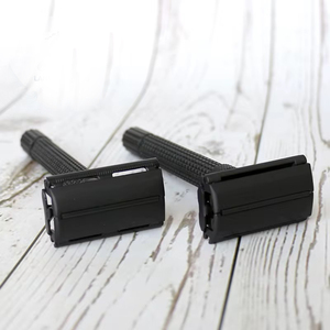 Maquinilla de afeitar de doble filo de precisión con mango de metal duradero, clásica para el cuidado personal, para uso en el hogar y barberías. - Product Image 4