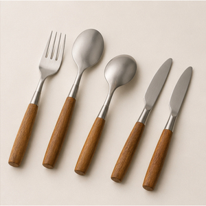 Ensemble de couverts modernes en acier inoxydable avec manche en bois de teck naturel, style vintage, 5 pièces, pour la maison et les mariages - Product Image 3