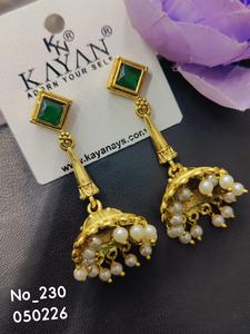 ต่างหูระย้าแบบดั้งเดิมชุบทองพร้อมจี้ห้อยแบบจุมก้าประดับเพชร CZ ดีไซน์เรขาคณิตทันสมัย ขายส่ง - Product Image 4