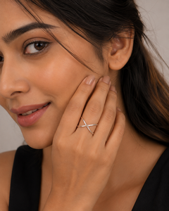 Bague Croix en Argent 925 Sterling Faite à la Main avec Pierre Naturelle Taille Princesse Fantaisie Sertie en Canal, Tendance et Élégante pour Soirée - Product Image 5