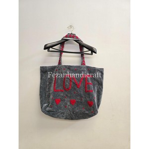 Sac en velours brodé Suzani fait main pour femme, usage quotidien, hiver, taille 18x18, vente en gros - Product Image 2