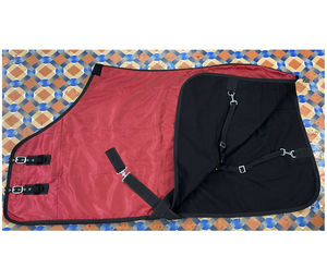 Manta de Lana de Caballo de Alta Calidad Premium con Correa para la Silla de Montar de 90-145 cm, 2 Correas para las Patas, Forma Redonda, para Uso en Doma y Competición - Product Image 1