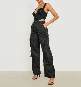 Pantalon cargo noir personnalisé avec taille ajustable – Élégant, durable et confortable – Vente en gros aux États-Unis - Product Image 4