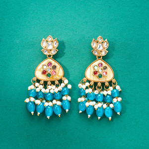 Boucles d'oreilles pendantes en alliage faites à la main, zircon taille princesse, imitation perle, placage mat Mehndi, bijoux de mariage Kanhai Jewels Nickel - Product Image 3